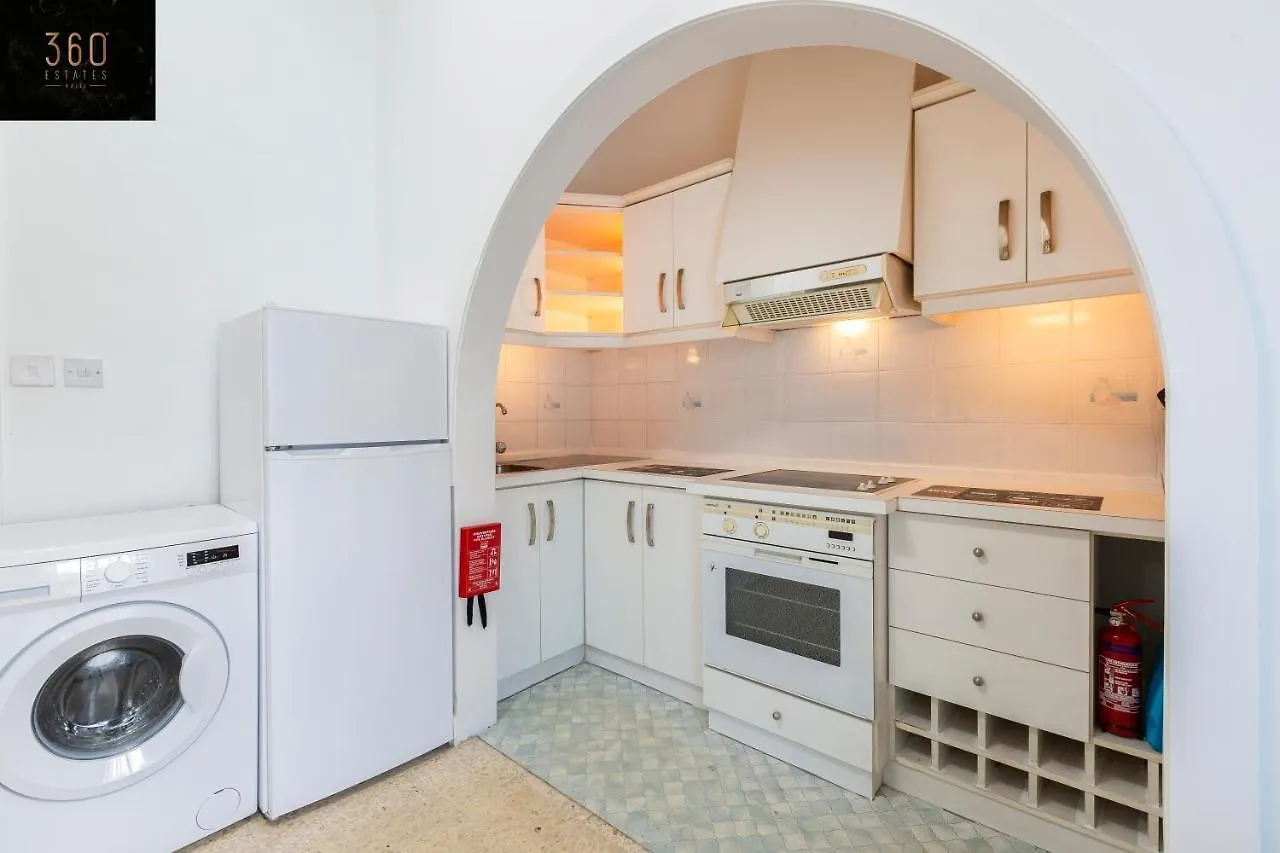 A Comfy Seafront 1Br Apt, In Tower Road In Sliema By 360 Estates Apartment