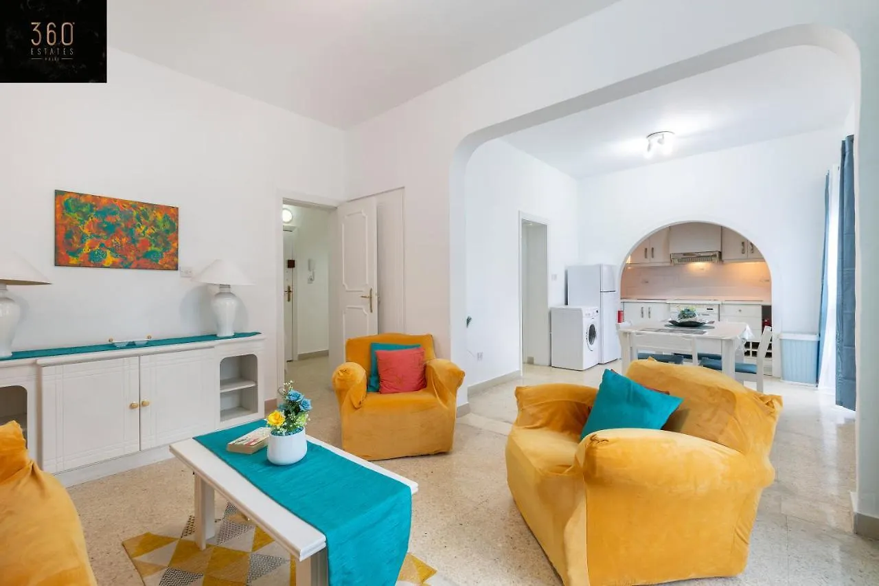 A Comfy Seafront 1Br Apt, In Tower Road In Sliema By 360 Estates